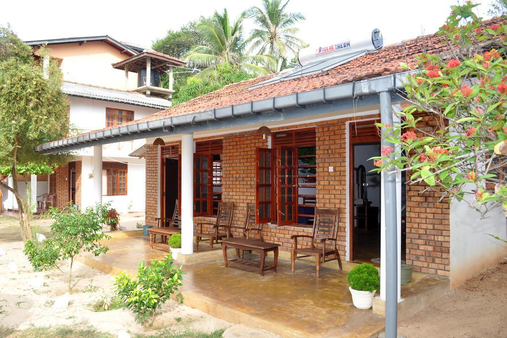 טנגלה Dilena Beach Inn חדר תמונה